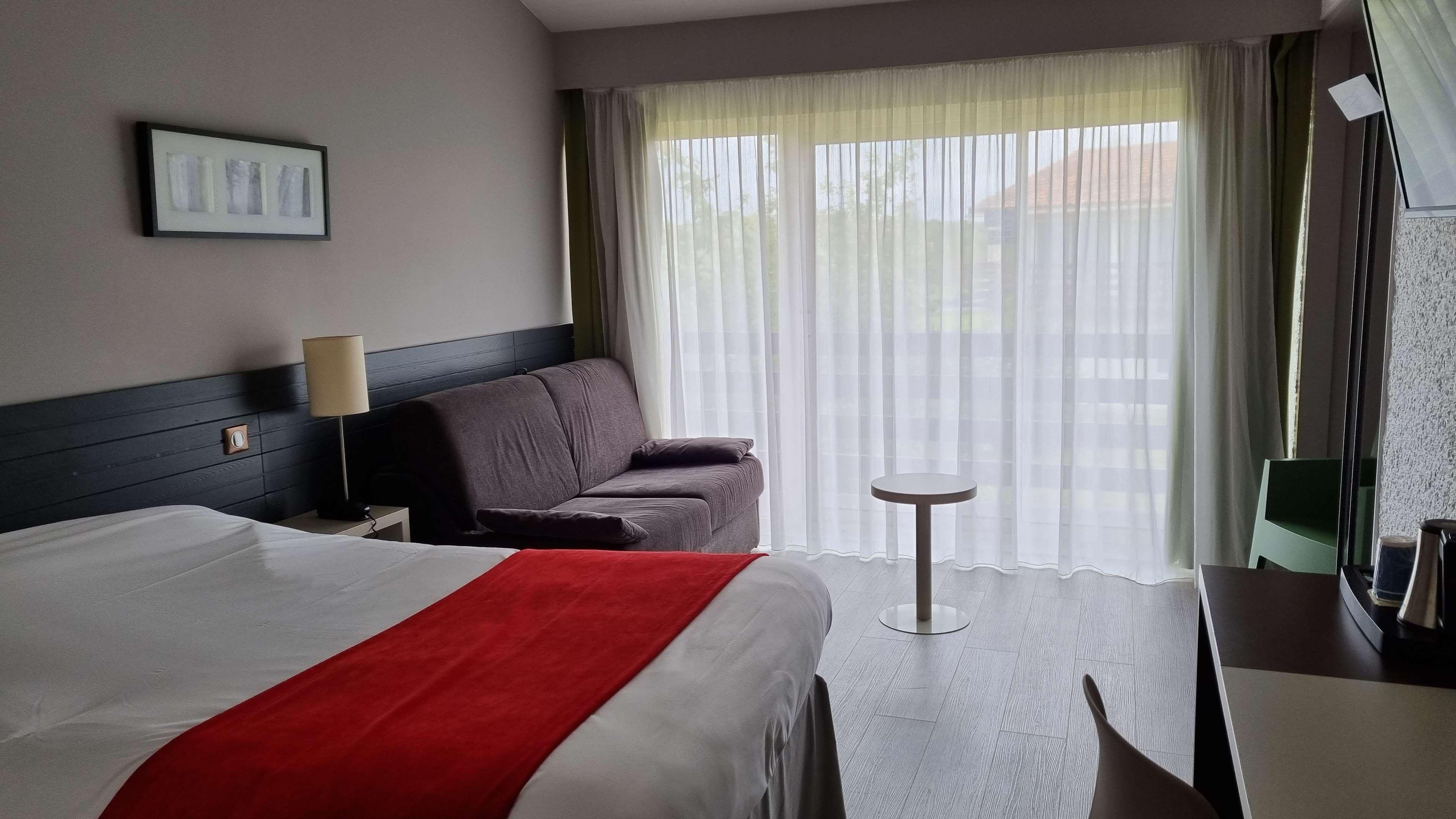 Kyriad Hotel Angoulême Nord Champniers  Exterior foto